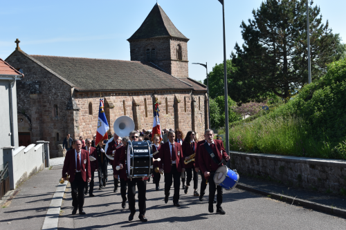 8mai défilé