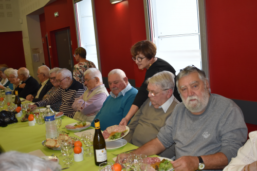 repas des anciens