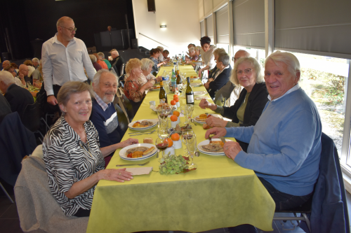 repas des anciens